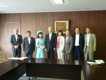 2012.6.6～7　県議会神々の国議員連盟で神話博ＰＲ