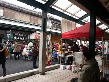 2013.2．17　暖談食フェスタのごちそう市場が開催されました